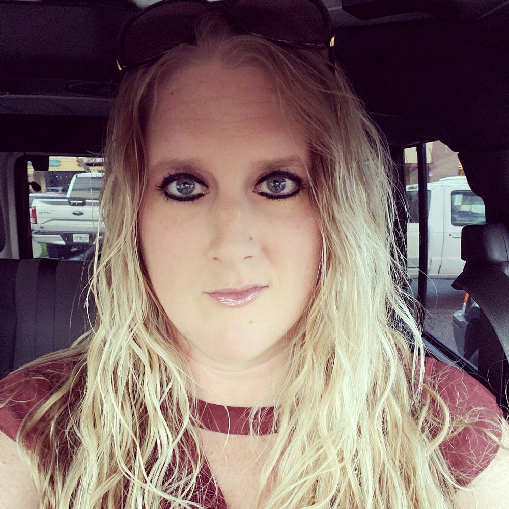 Meet your Posher, Natalie